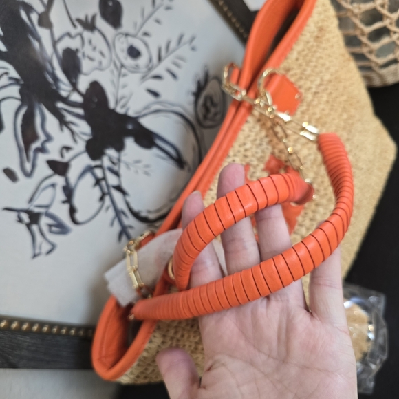 Tory Burch Shoulder Straw Gold Chain Orange and Tan Woven Tote - Picture 4 of 10